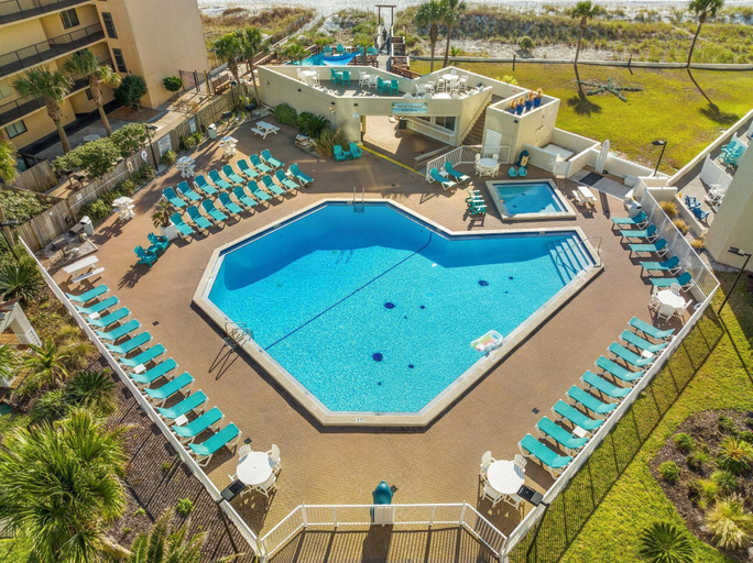 Sport & Beauty, Top Of The Gulf 815, Bay