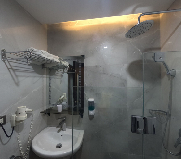 Bathroom 3, Antalya Hotel, Wadi Essier