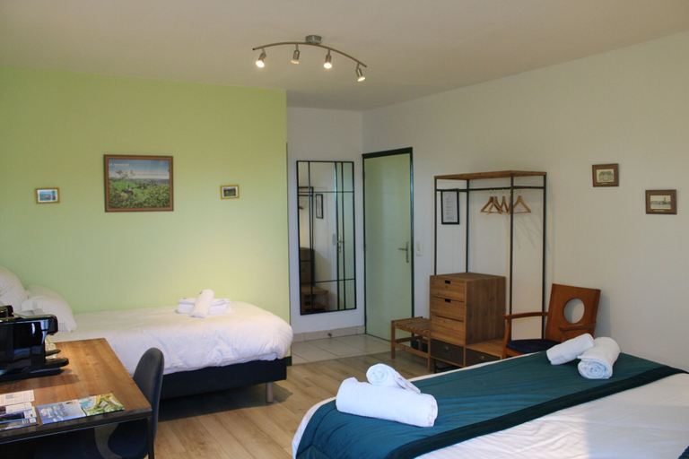 Bedroom 4, Domaine des Piéris, Calvados