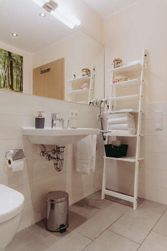 Bathroom 3, Wanderreitstation Gut Mischenried, Starnberg