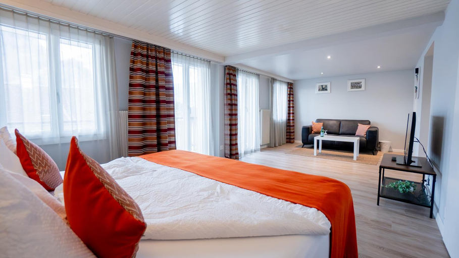 Bedroom 12