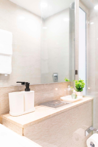 Bathroom 3, Ambient, Stylish 1bhk Apt in Hiranandani Powai, Mumbai Suburban