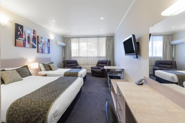 Bedroom 5