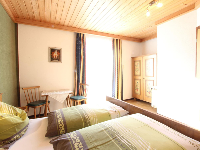 Bedroom 3, Lovely Apartment in Mittersill near Kitzbühel - Kirchberg, Zell am See