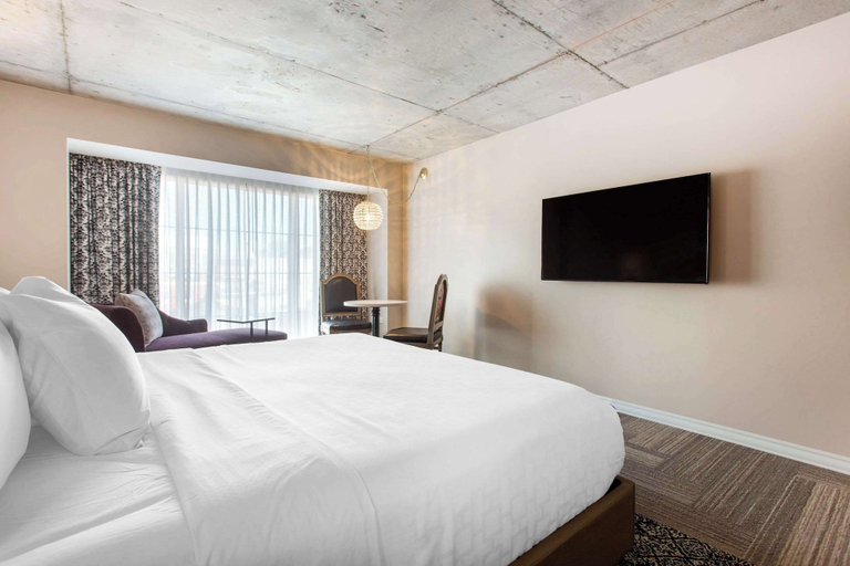 Bedroom 3, Cambria Hotel New Orleans Downtown Warehouse District, Orleans
