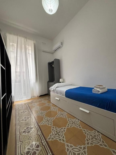 Bedroom 5, Mamamia #Teatro Massimo, Palermo