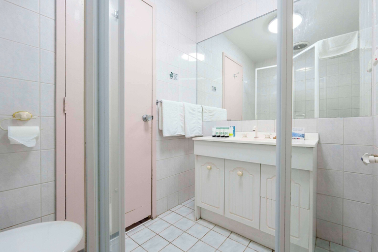 Bathroom 5