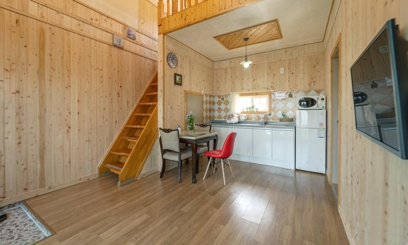 Dining Room 5, Namhae Rodem Cypress Tree Pension, Namhae