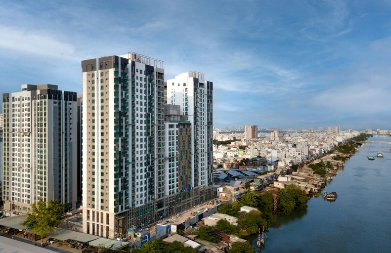 Imperial De La SoL District 4, District 4