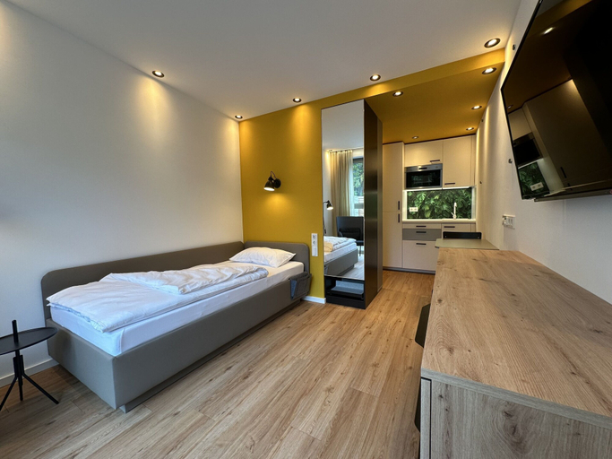 Bedroom 5, FIDSCHIS Apartment + Hotel, Esslingen