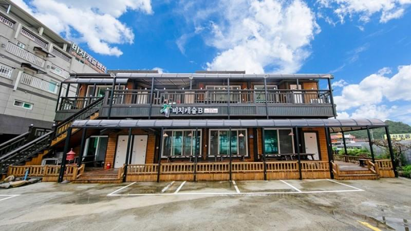 Exterior & Views 5, Gyeongju Gampo Beach Castle B Pension, Pohang