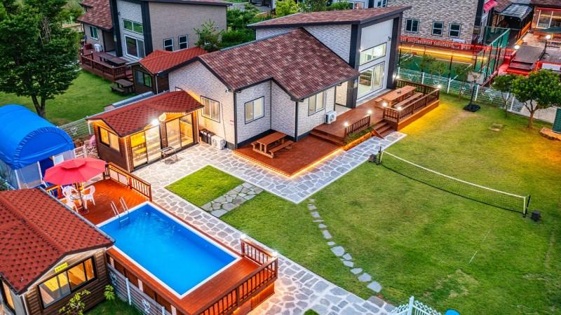 Others 4, Daebudo Azalea Pension, Hwaseong