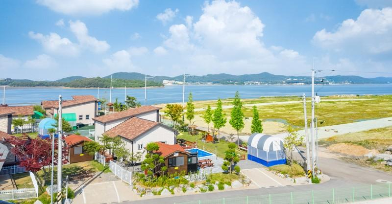 Others 4, Daebudo We Dago Pension, Hwaseong