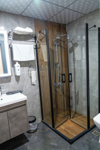 Bathroom 5