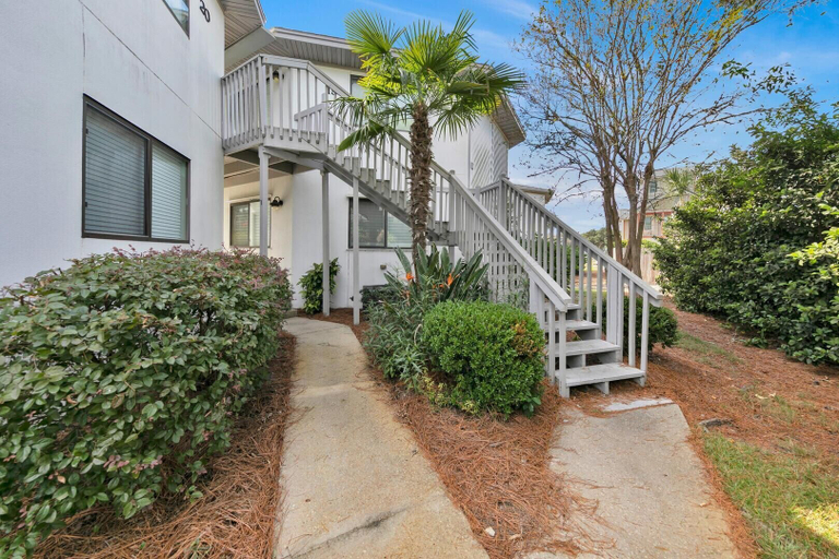 Exterior & Views 2, Crystal Village II, Unit 19B, Walton