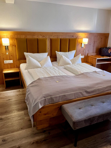 Bedroom 18