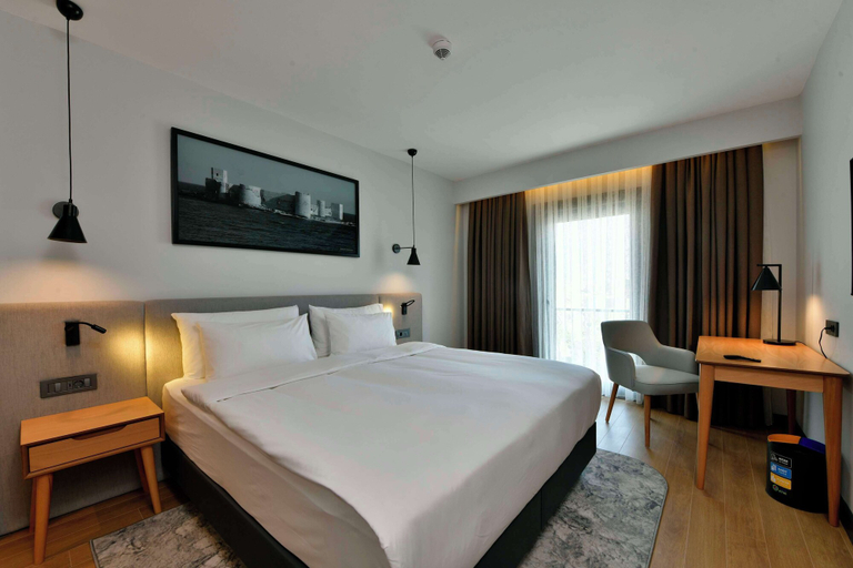 Bedroom 4, Radisson Hotel Mersin, Merkez