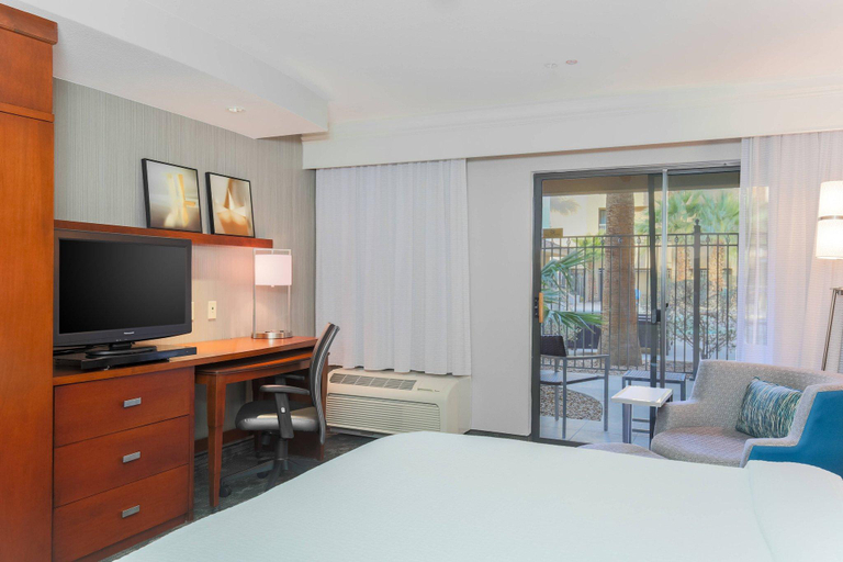 Bedroom 14