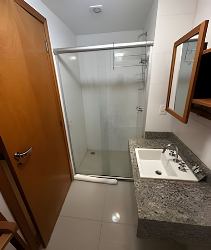 Bathroom 3, Brisas do Lago - Apartamento 4, Brasília