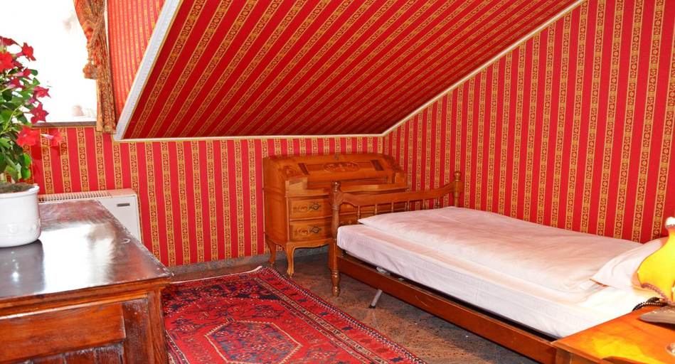 Bedroom 29