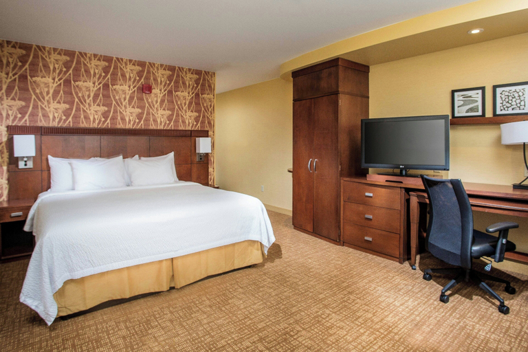 Bedroom 3, Courtyard by Marriott Peoria, Peoria