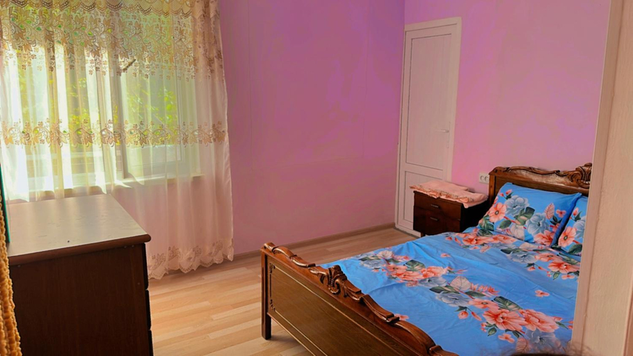 Bedroom 3, Rest House
