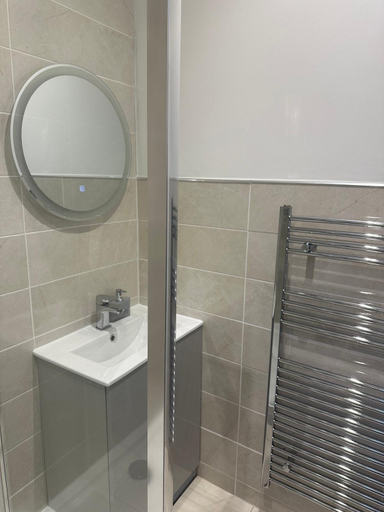 Bathroom 11