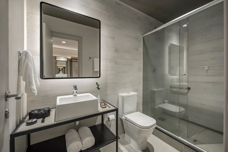 Bathroom 5, Intercity Porto Alegre Aeroporto, Porto Alegre