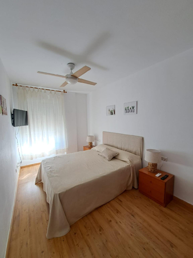 Bedroom 2, beautiful 1 bedroom apartment, Almería