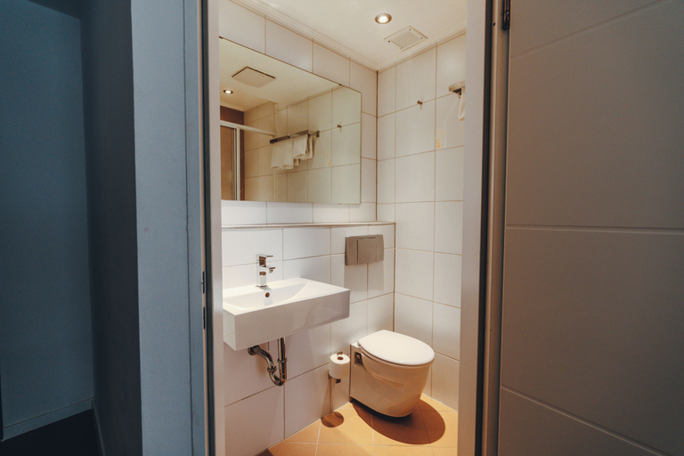 Bathroom 5, Boutique Hotel Berial Düsseldorf, Düsseldorf