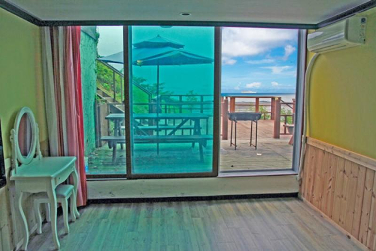 Exterior & Views 4, Ongjin Nongeobawi Rock Pension, Ongjin