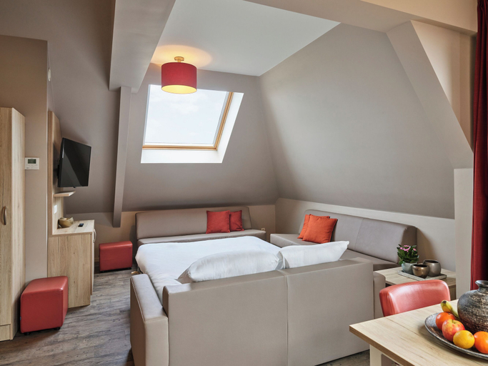 Bedroom 12