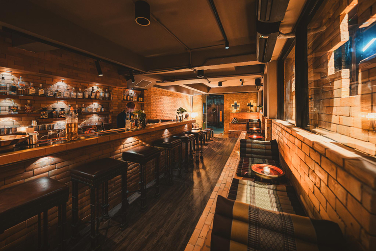 Food & Drinks 5, THEE Kashatharn by TH District, Muang Chiang Mai