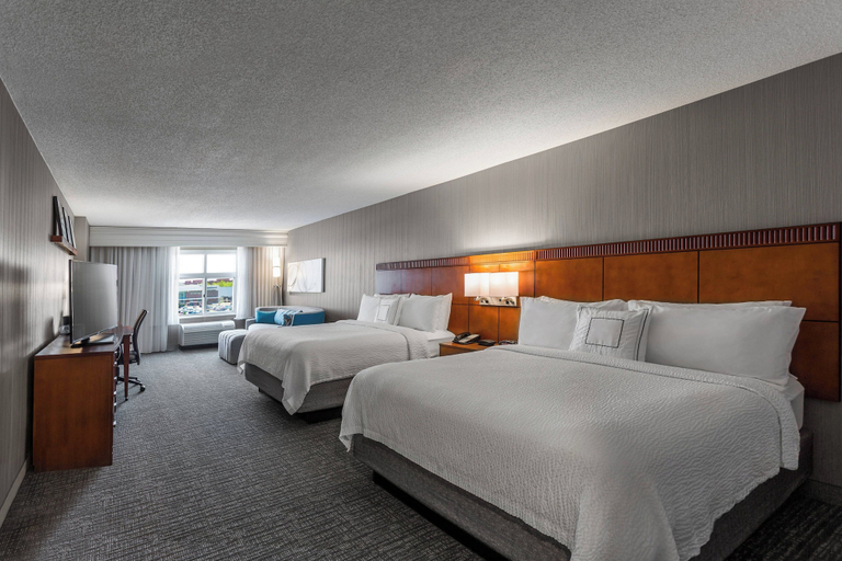 Bedroom 3, Courtyard by Marriott Easton-Columbus, Franklin