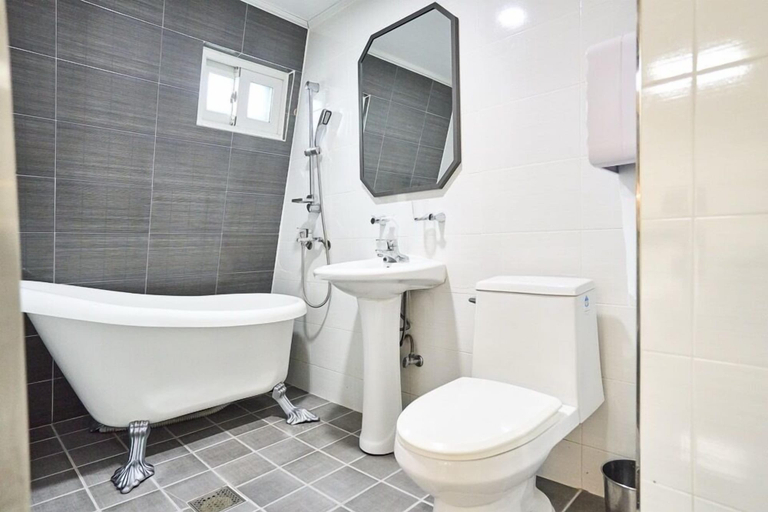 Bathroom 4, Ekonomy Hotel Incheon, Gyeyang