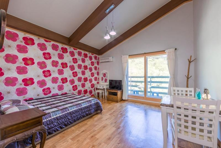 Bedroom 3, Yangyang Windy Pension, Yangyang