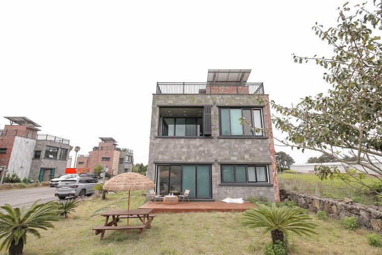 Others 3, Seogwipo Nuri House, Seogwipo