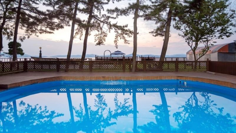 Others 2, Taean Hanui Wind Pension, Taean