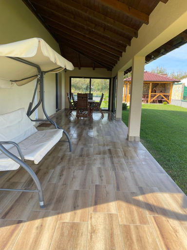Others 5, Apartmani Lux Nina, Irig