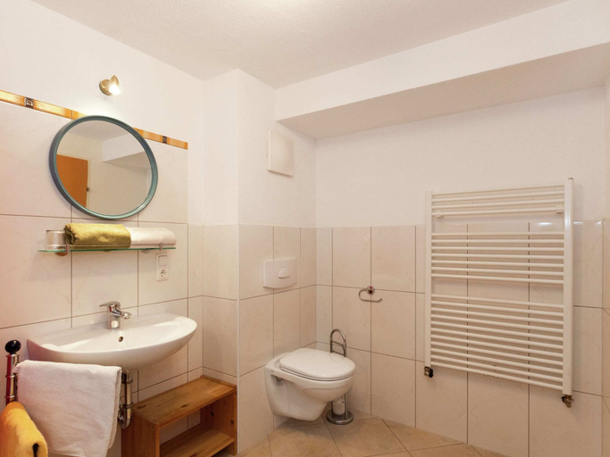 Bathroom 4, Apartment in Langenfeld near Solden Ski, Imst