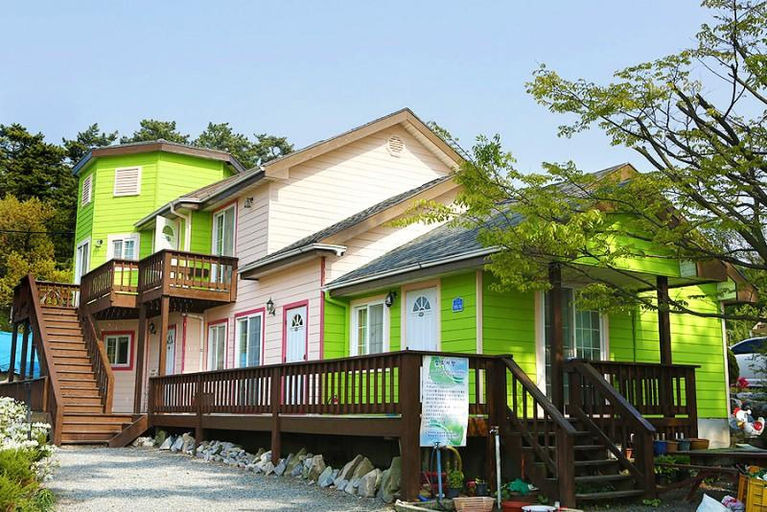Others 4, Taean Mudflat Revitalization Pension, Taean