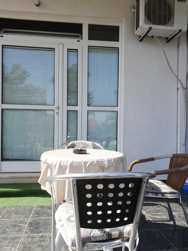 Exterior & Views 5, Jovanov 1