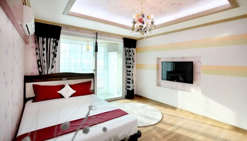 Bedroom 2, Geoje Pine Fragrance Pension, Geoje