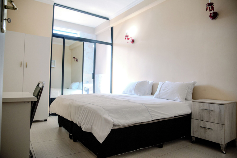 Bedroom 4, Glenada Hotel, City of Johannesburg