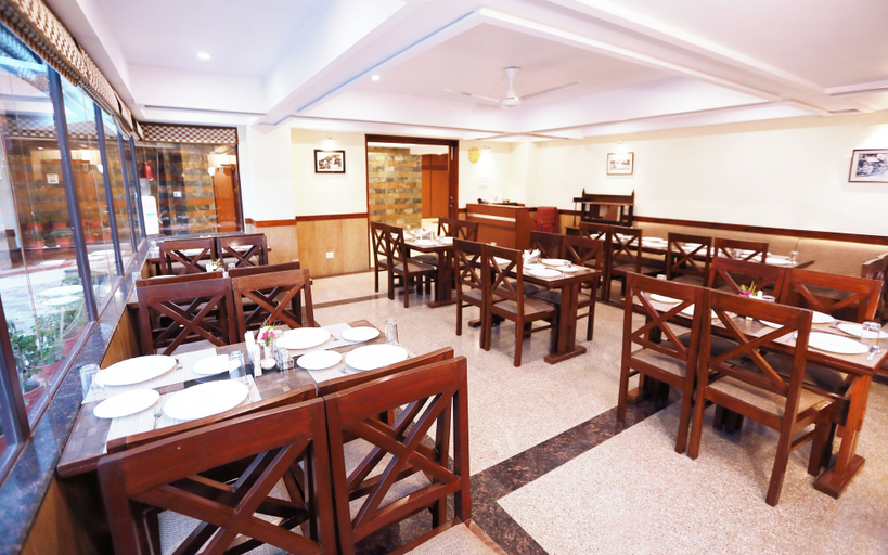 Food & Drinks 5, Hotel Vishnu Palace, Dehradun