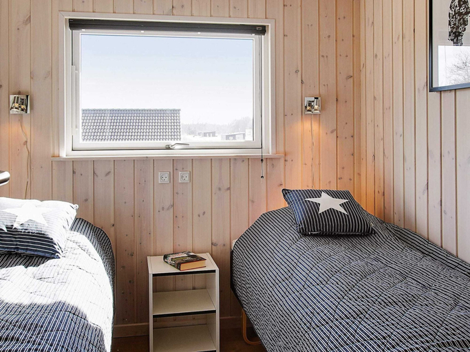 Bedroom 2, 4 Star Holiday Home in Glesborg, Norddjurs