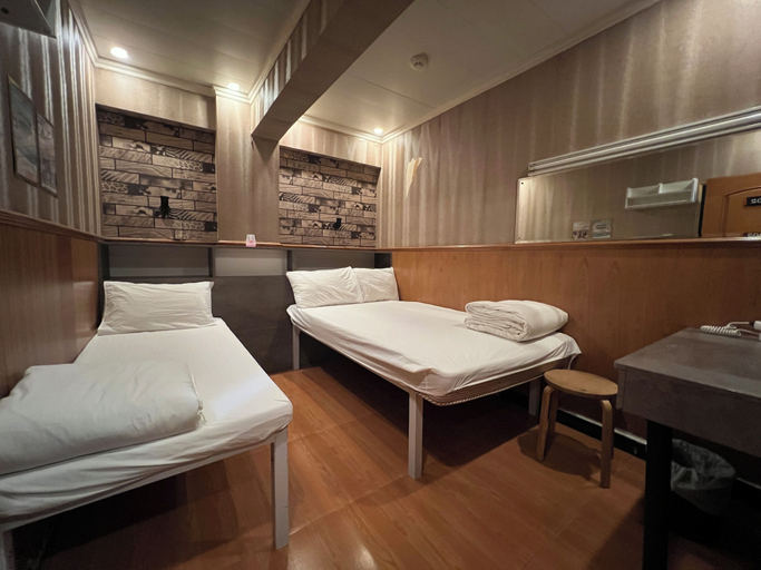 Bedroom 7
