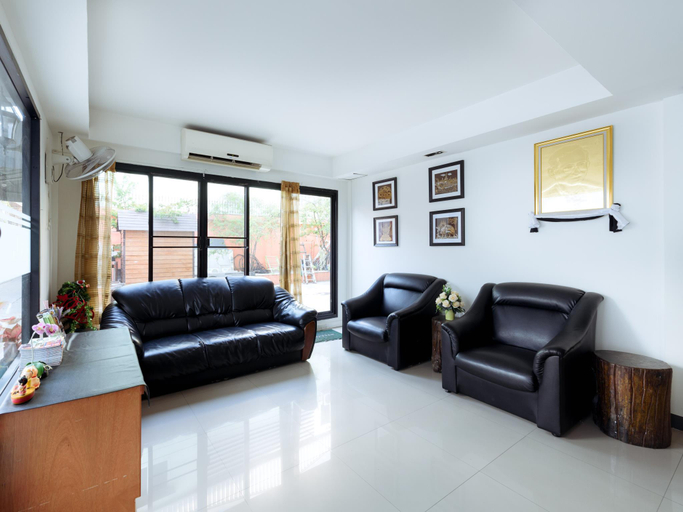 Public Area 3, Nine Place Sukhumvit 40 - Hostel, Khlong Toey