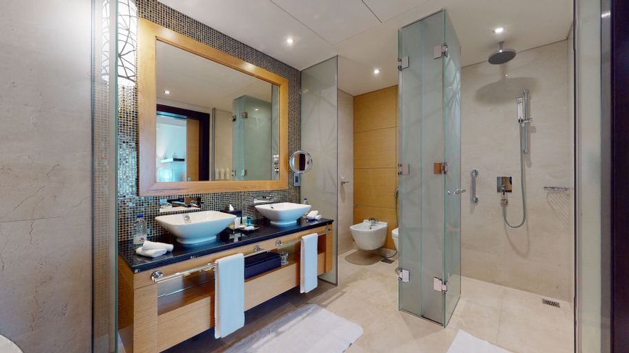 Bathroom 5, Marriott Hotel Al Jaddaf, Dubai, Dubai