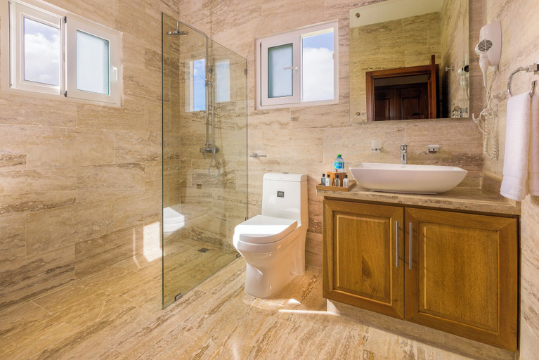 Bathroom 3, Santa Fe Club, Sosua